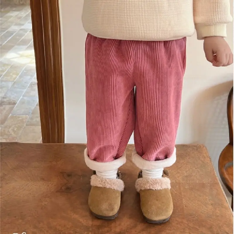 Jesienno-zimowe ubrania dzieci – Corduroy Pant Warm recenzja i cena
